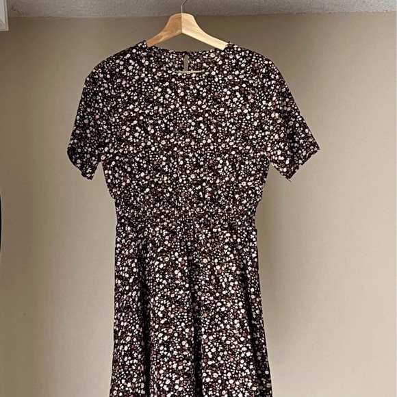 Floral Summer Dress - Picture 2 of 3